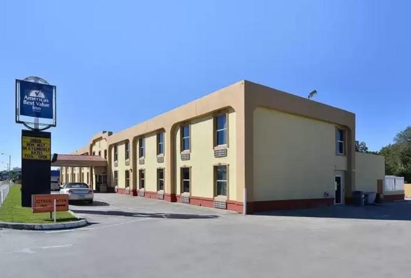 Travel Inn Вінтер-Гавен Екстер'єр фото